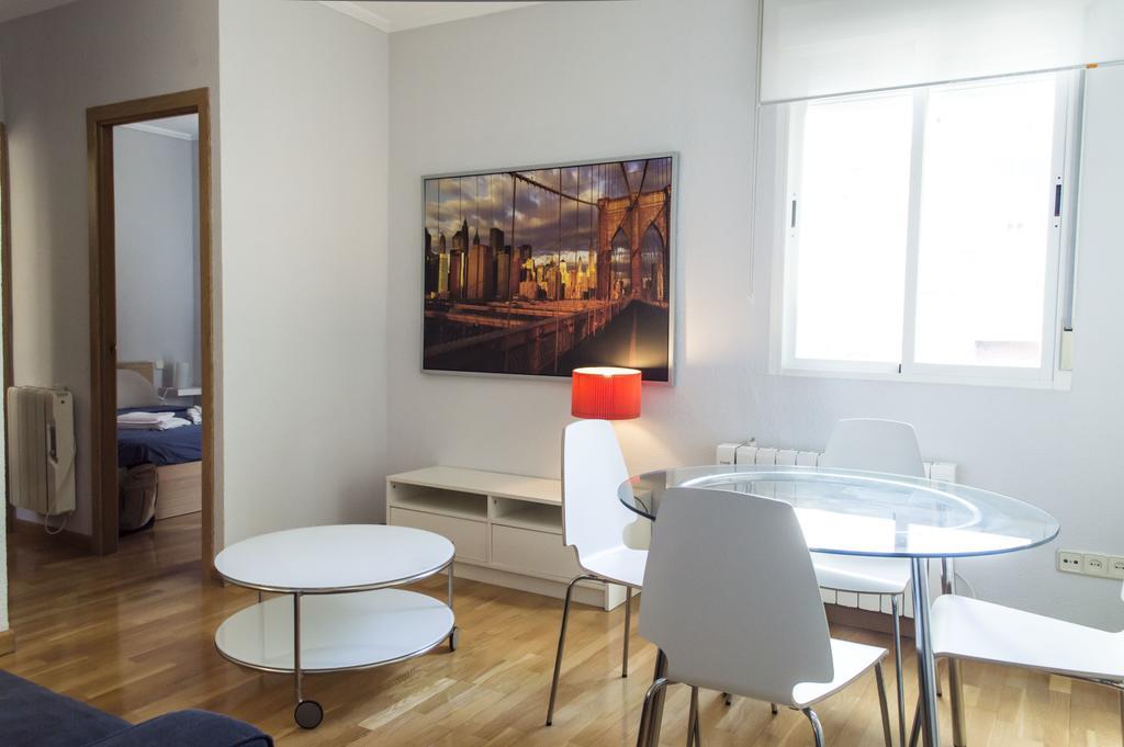 For You Rentals Reina Sofia Apartment Temporal Df21 Madrid Esterno foto