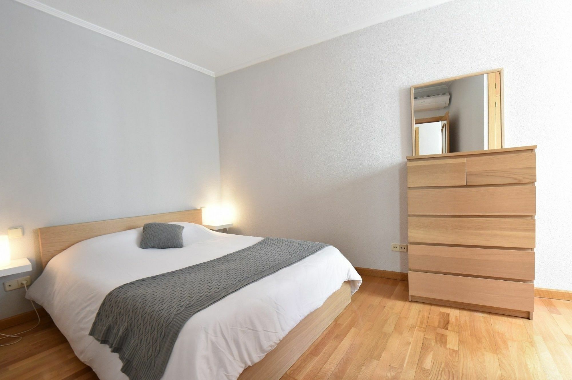 For You Rentals Reina Sofia Apartment Temporal Df21 Madrid Esterno foto